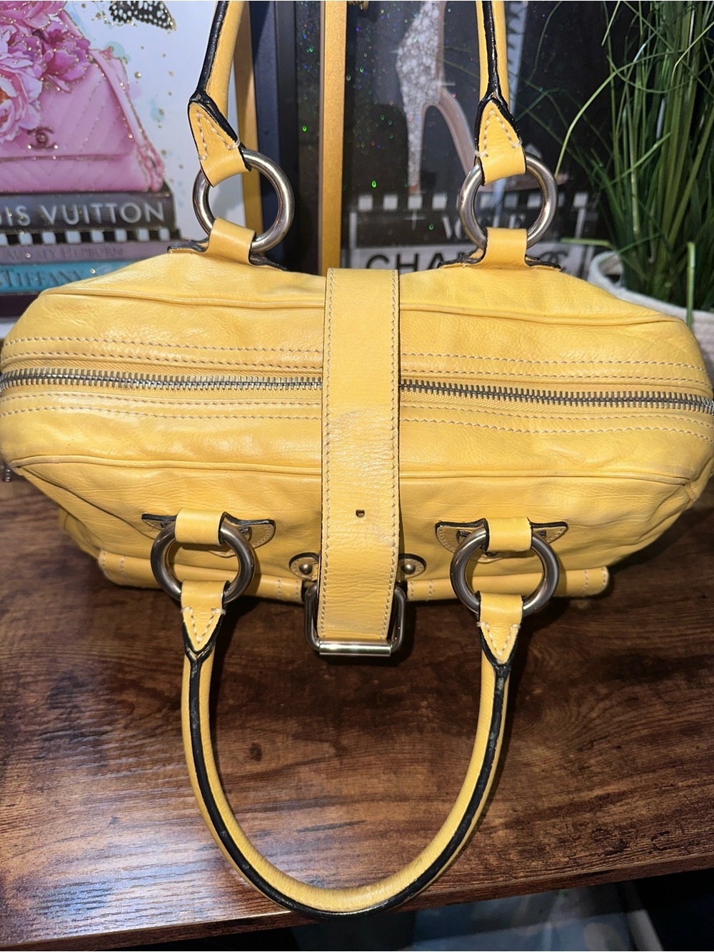 Vintage Marc Jacobs yellow Venetia Satchel - Picture 9 of 13